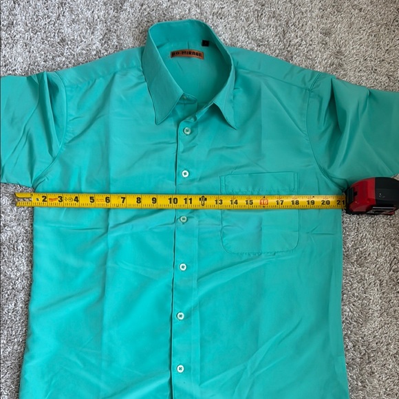 Casual Blue Button Down Shirt with Classic Collar - Picture 8 of 9